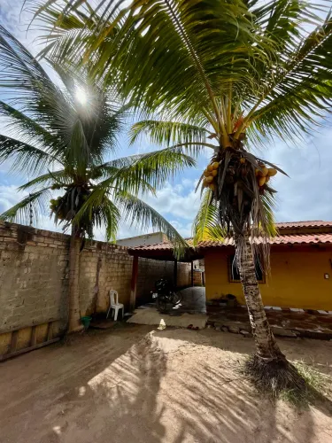 IMÓVEL AMPLO E ESPAÇOSO NO BAIRRO VIGIA A 500m DA CURUÁ UNA