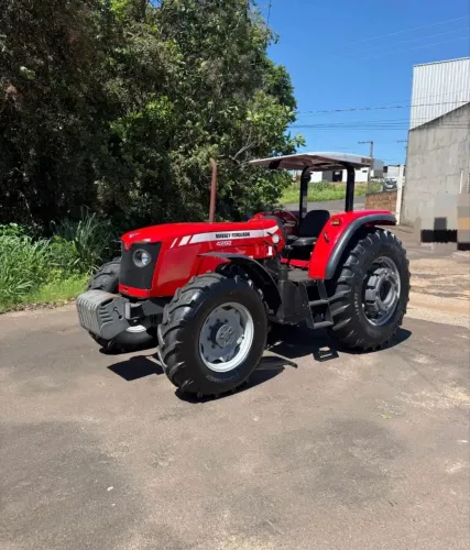Trator Massey Fergunson 4292 - Parcele 
