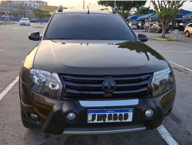 Renault Duster Dynamique 2.0 Hi-flex 16V Aut. 2014