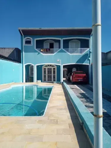 Casa com 3 dormitórios para alugar, 221 m² por R$ 3.500,00 - Parque São Luís - Taubaté/SP