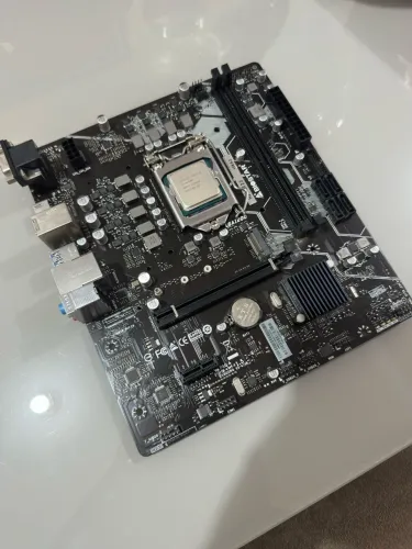 Kit Intel Core i5 10400f + Placa mãe Biostar H510MH