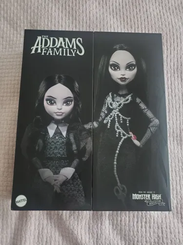 Monster High Skullector - Família Addams (Wandinha e Mortícia)