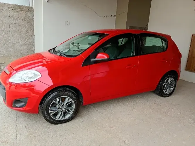 Fiat Palio Attractive 1.0 EVO Fire Flex 8V 5P 2014
