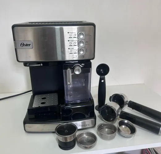 Cafeteira Oster Prima Latte