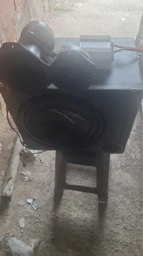 Caixa de som de carro