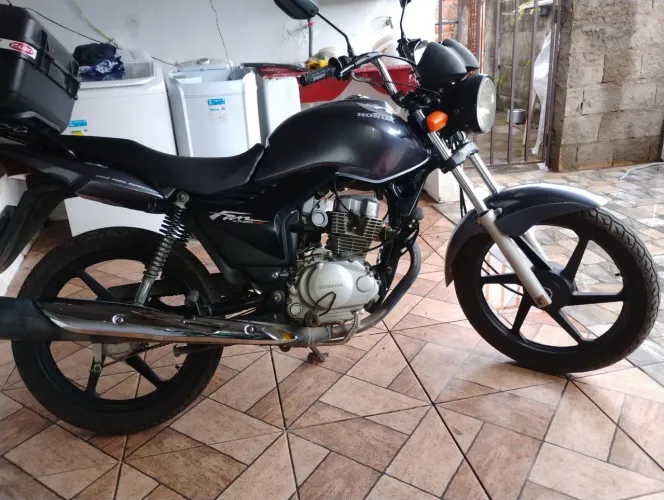 Vendo ou troco por carro na mesma faixa de valor