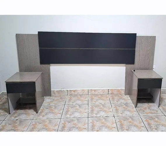 Doação de cabeceira de cama de casal e 2 mesas de cabeceira com gaveta