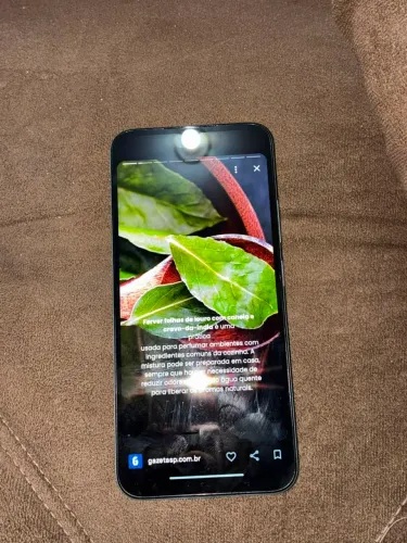 Vendo um celular, pocoC85 ,super e ultra novo em perfeito estado, sem trincados e arranhao