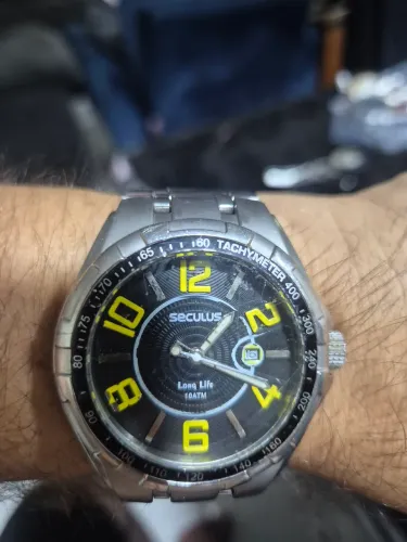 Relógio SECULUS LONG LIFE 50 METROS À QUARTZ - FUNCIONANDO PERFEITAMENTE