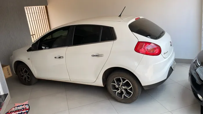 Fiat Bravo Essence 1.8 Flex 16V 5P 2014
