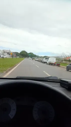 Renault Clio Sed. Privilège Hi-flex 1.6 16V 4P 2006