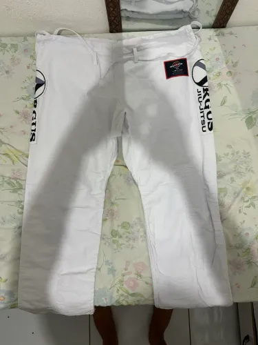 Kimono Jiu-Jitsu Argus A3 Branco 