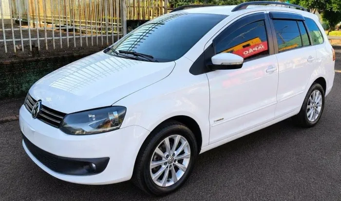 Volkswagen Spacefox 1.6/ 1.6 Trend Total Flex 8V 5P 2014