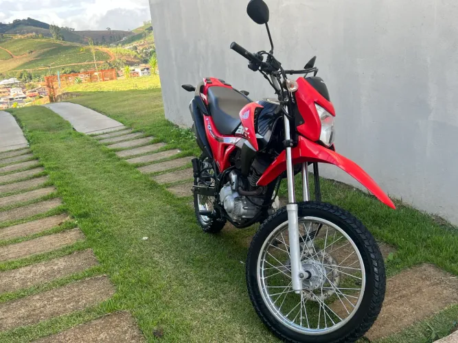 Honda bros 160 muito nova