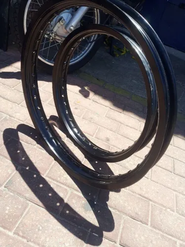 Arios novos de alumínio da ronda