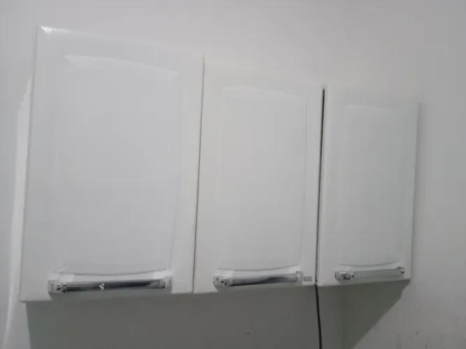Armário Itatiaia 3 portas - Aceito negociação