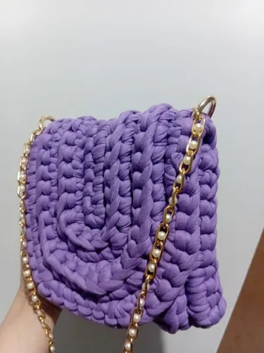 Bolsa de crochê lílas