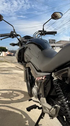 Fan 2022 não baixo o valor moto tá 100% original único dono 