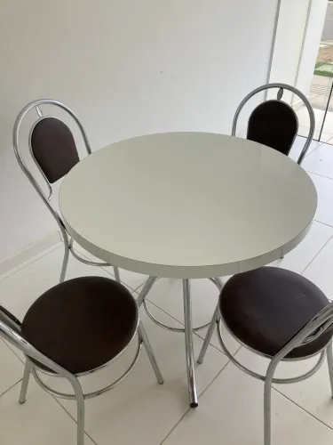 Mesa de Jantar Brigatto