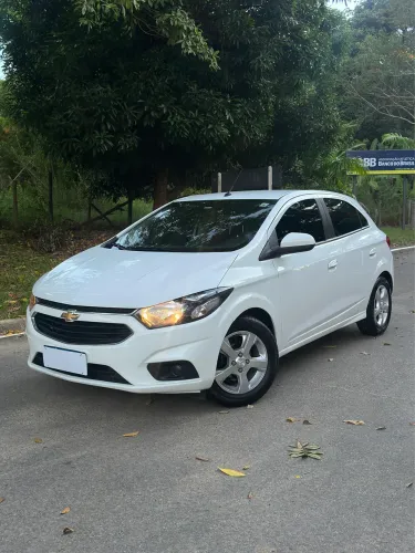 Chevrolet Onix Hatch LT 1.4 8V Flex Mec. 4P 2019