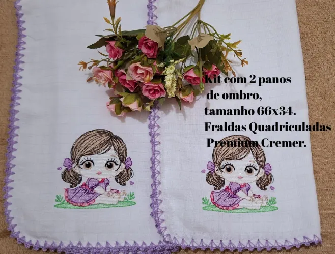 Panos de Ombro Bordados Menina