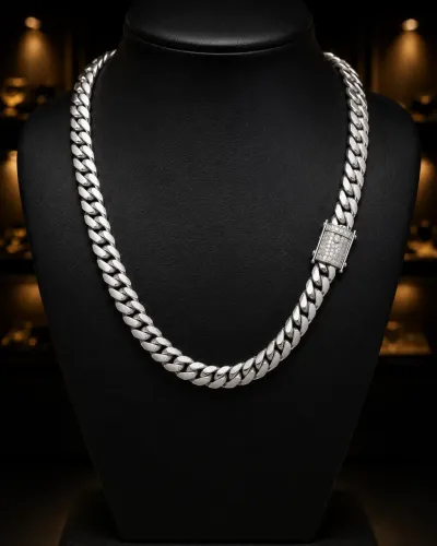 Corrente Cuban Link White Gold & Diamond em Ouro Branco 18K