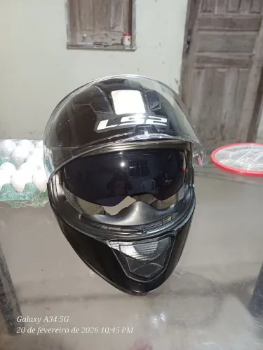 Ls2 ff320 com oculos solar