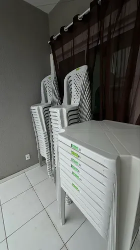 MESA COM 4 CADEIRAS ( CONJUNTO E UNIDADE )