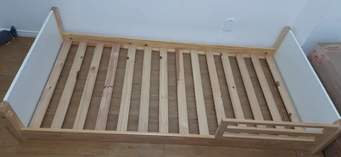 CAMA DE SOLTEIRO MONTESSORI
