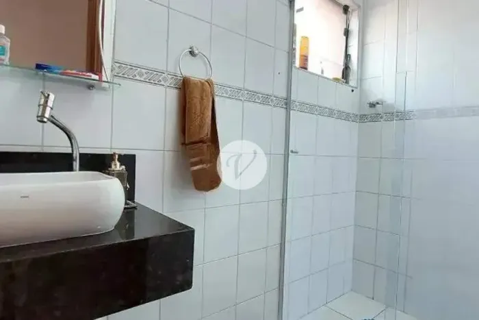 Sobrado de 174m² no Jardim Stella Conforto, sofisticação e localização privilegiada!