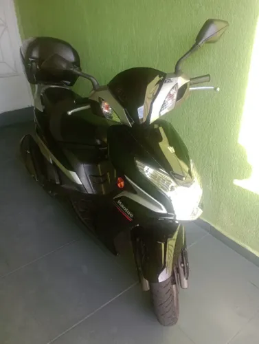 Scoter 150 cilindradas