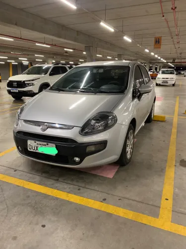 Fiat Punto Attractive 1.4 Fire Flex 8V 5P 2014