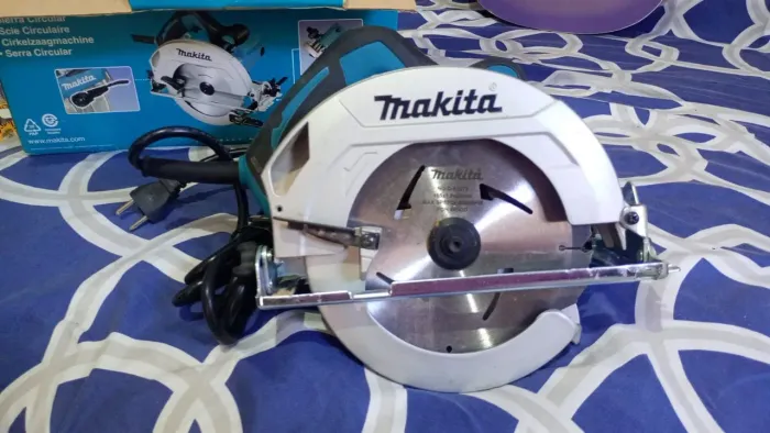 Cerra circular Makita