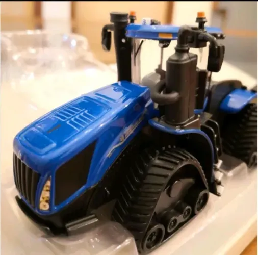 Miniatura Trator New Holland T9.700 SmartTrax2 Escala 1/64 Ertl Prestige Collection