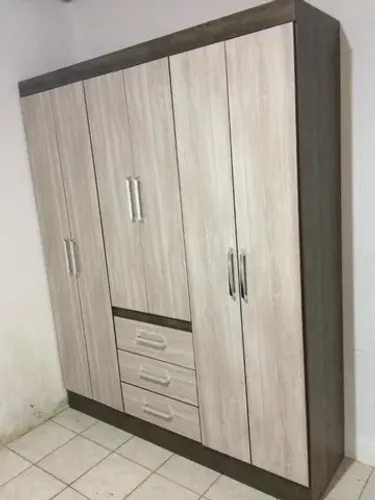 Promocao Guarda Roupa 6 portas Marrom claro Padrao