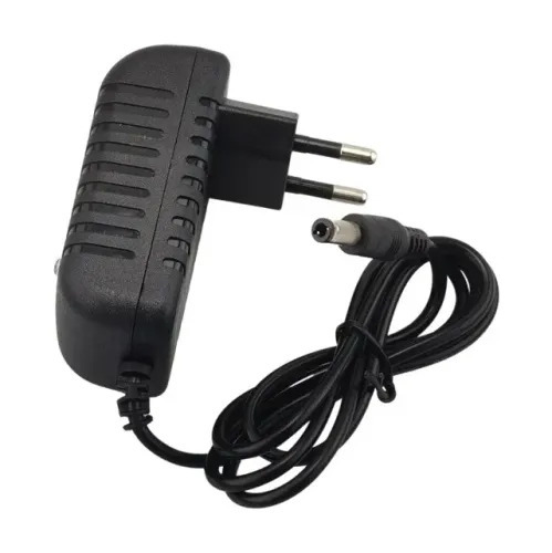 Fonte 12v 2A bivolt plug P4 