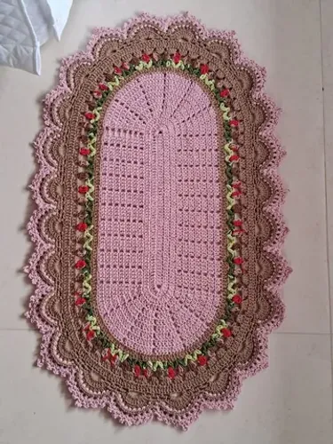Tapete Passadeira em CROCHÊ ROSA - OVAL