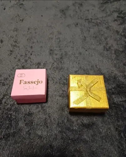 Caixinhas de presentes para bijuterias