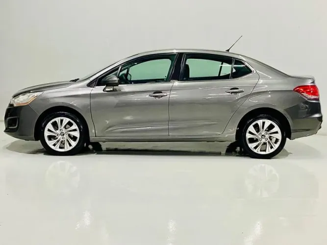 Citroen C4 Lounge Tendance 2.0 Flex 4P Aut. 2014