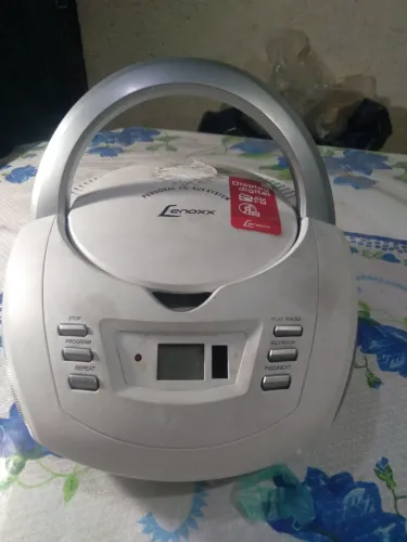 CD Player Portátil Lenoxx
