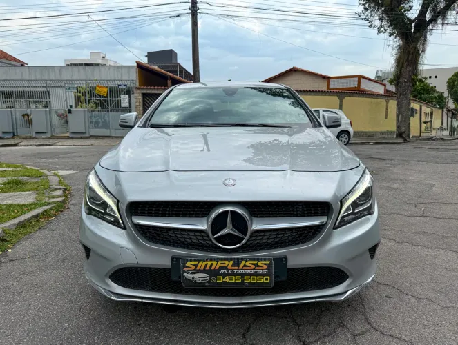 Mercedes-Benz CLA-200 Urban 1.6 TB 16v/flex Aut. 2017