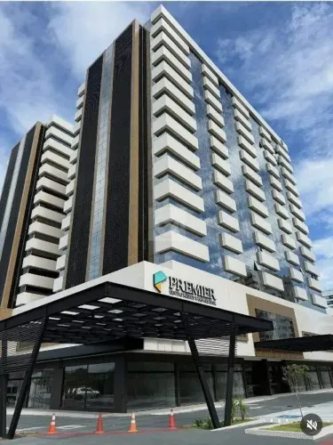 Sala comercial de alto padrão em bairro nobre