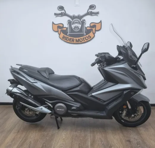 KYMCO AK 550i ABS 2021 Gasolina