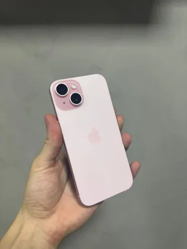 InfoPoint - IPhone 15 128GB Seminovo - Aceitamos troca! 3 Meses de Garantia na Loja