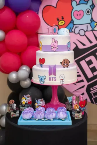 Bolo Fake BT21