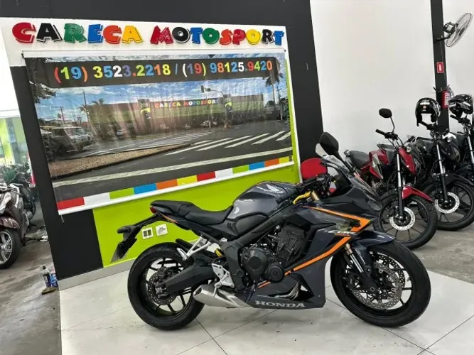 Honda CB 650R 2021 / 15.392 KM