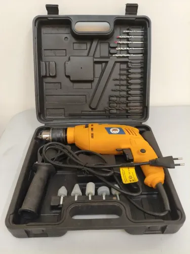 Furadeira de impacto mandril de 13mm 800w Nova