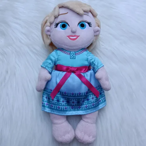 Boneca de Pelúcia Elza Frozen Disney