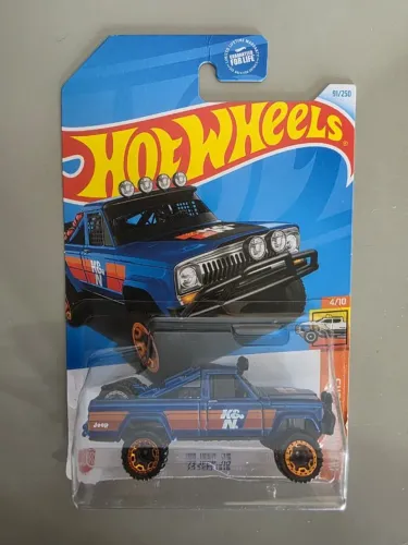 Carrinho Hot Wheels 73 Jeep J10 HTC31 Mattel - Hot Wheels