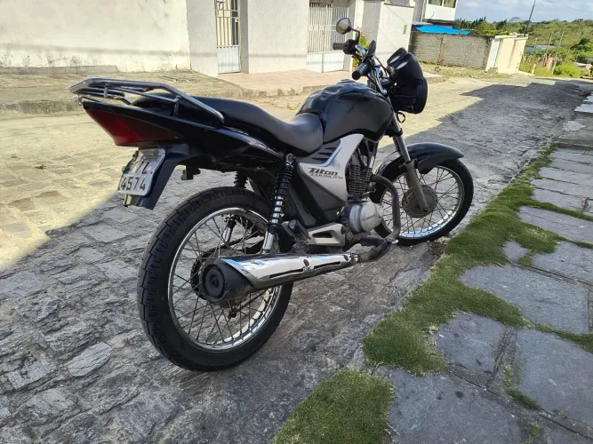 Titan 150 mix 2011 de leilão sucata.